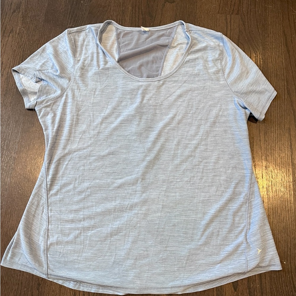 Old Navy Active workout shirt